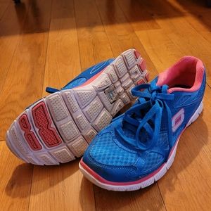 Sketchers Memory Foam Sneakers